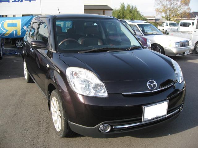 Mazda verisa 2008